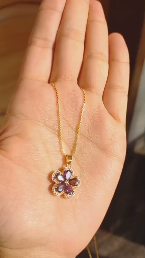 Daily wear premium  American diomond pendent with chain 
Code : FLWP