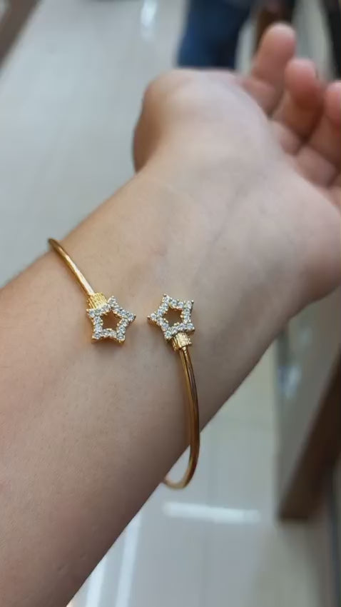 Premium gold plated American DIMOND Bangle 
Code : Bstar4