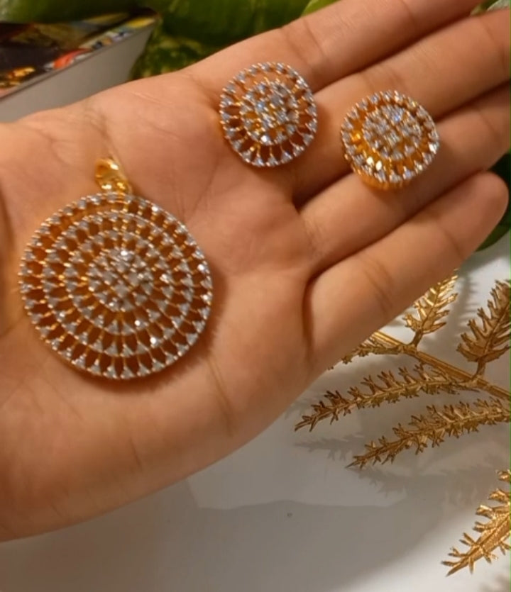 American DIMOND Pendant Premium plated Chain with Earstuds
Code: AP5 Jewel byjuwaan